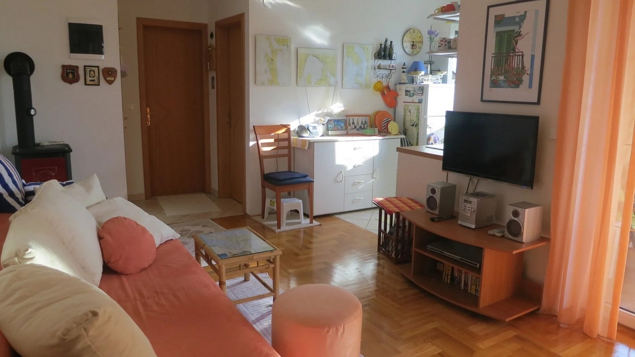 One bedroom apartment with balcony Malinska, Krk (A-21670-a) One bedroom apartment with balcony Malinska, Krk (A-21670-a)