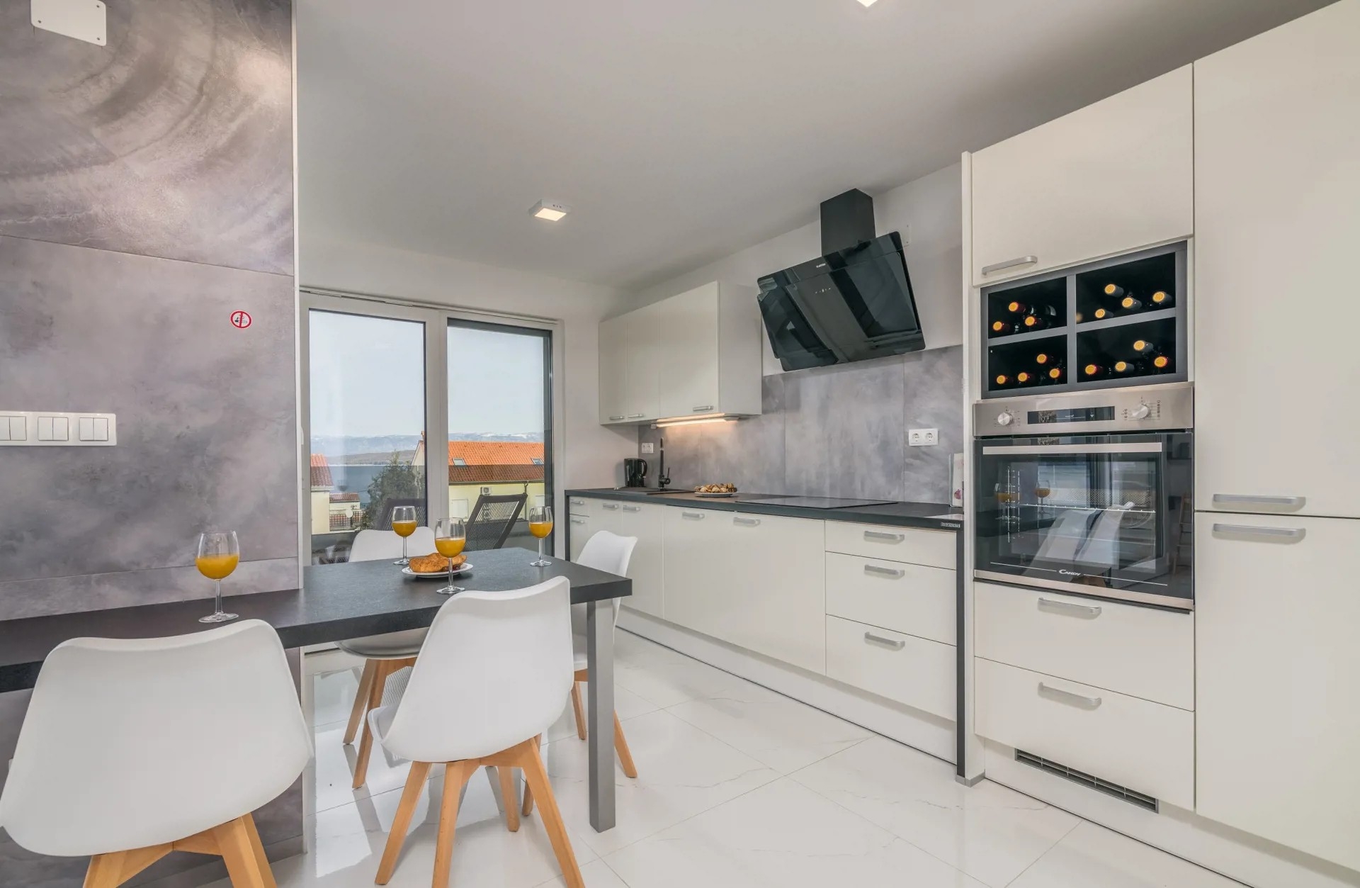 Two bedroom apartment with terrace and sea view Vantačići, Krk  A-a