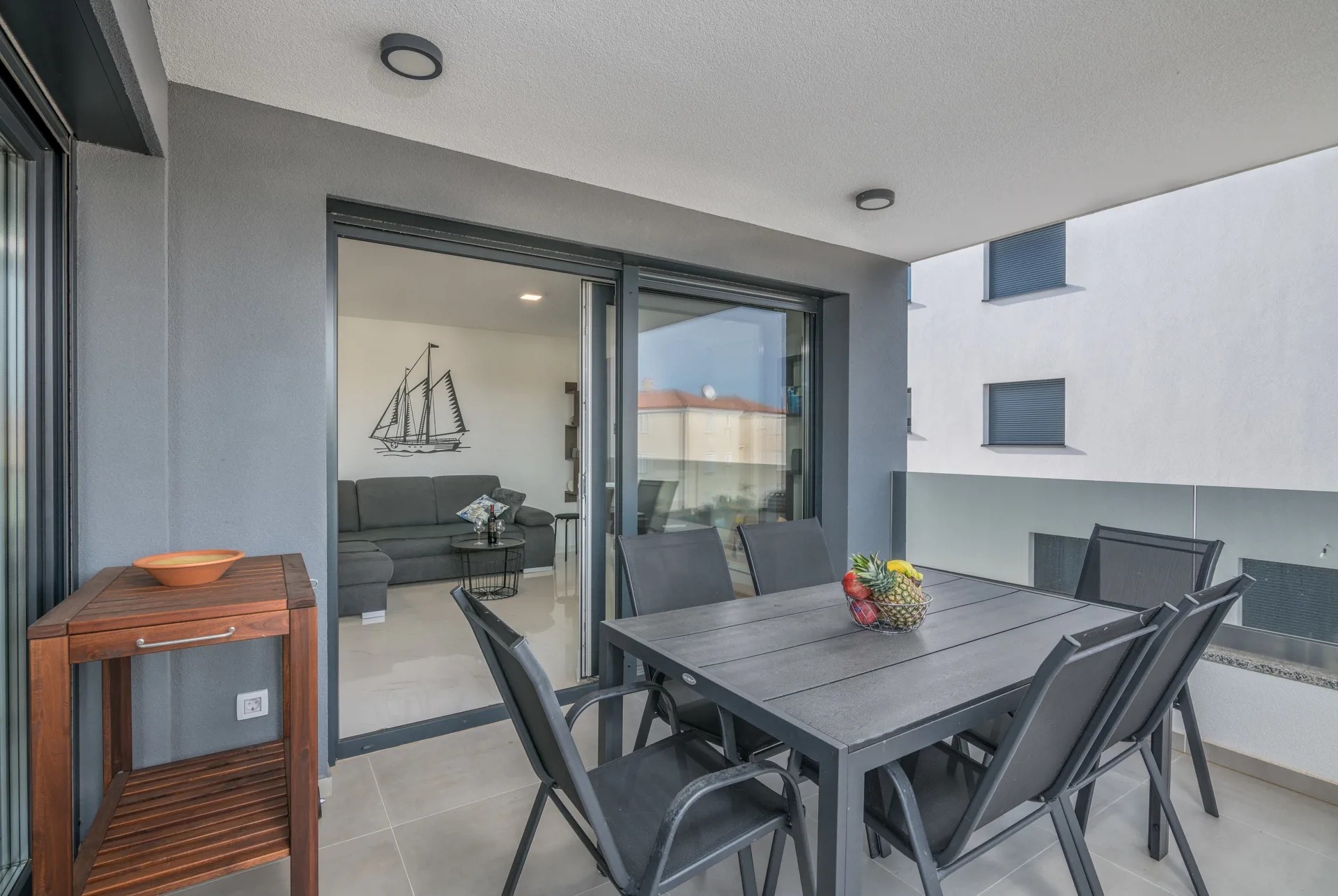 Two bedroom apartment with terrace and sea view Vantačići, Krk  A-a