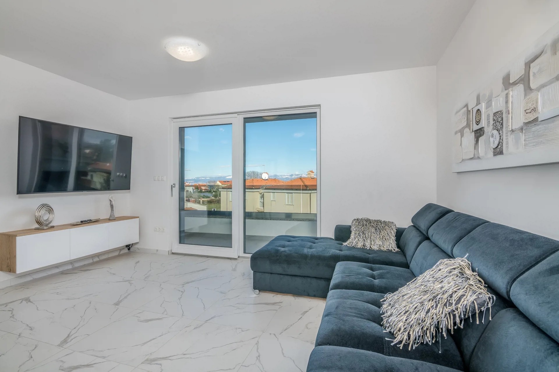 Two bedroom apartment with terrace and sea view Vantačići, Krk  A-c
