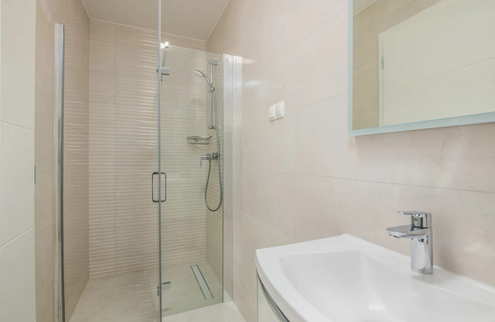 Two bedroom apartment with terrace and sea view Vantačići, Krk  A-d