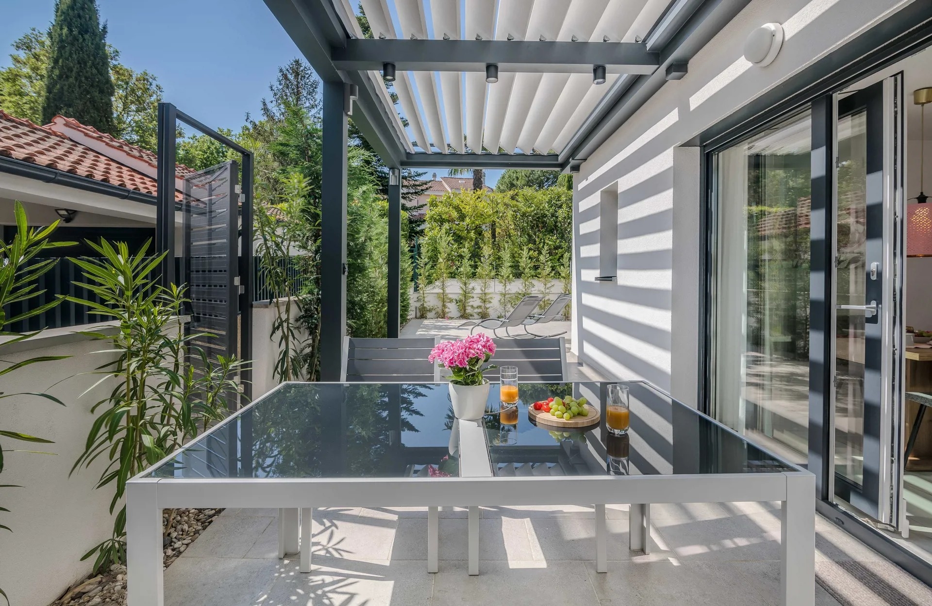 One bedroom apartment with terrace Vantačići (Krk) (A-21690-g)