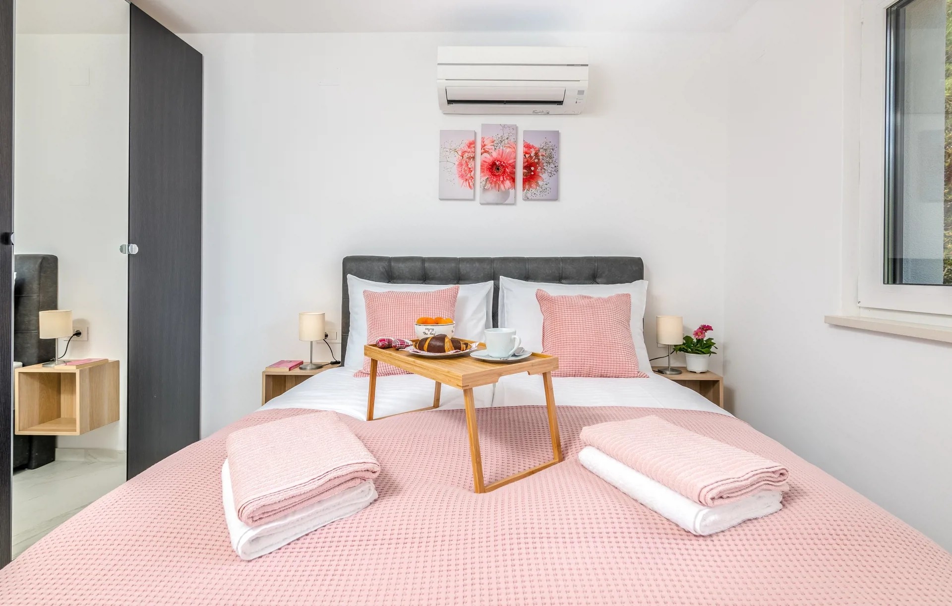 Two bedroom apartment with terrace Vantačići, Krk  A-h