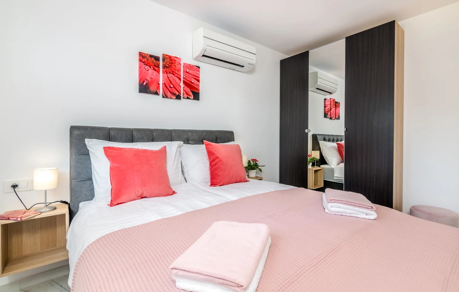 Two bedroom apartment with terrace Vantačići, Krk  A-h