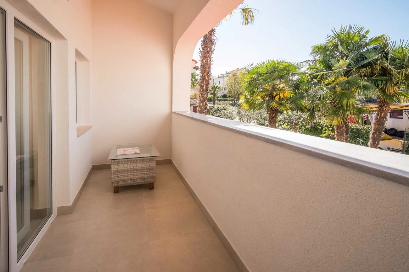 One bedroom apartment with balcony Vantačići, Krk  A-c