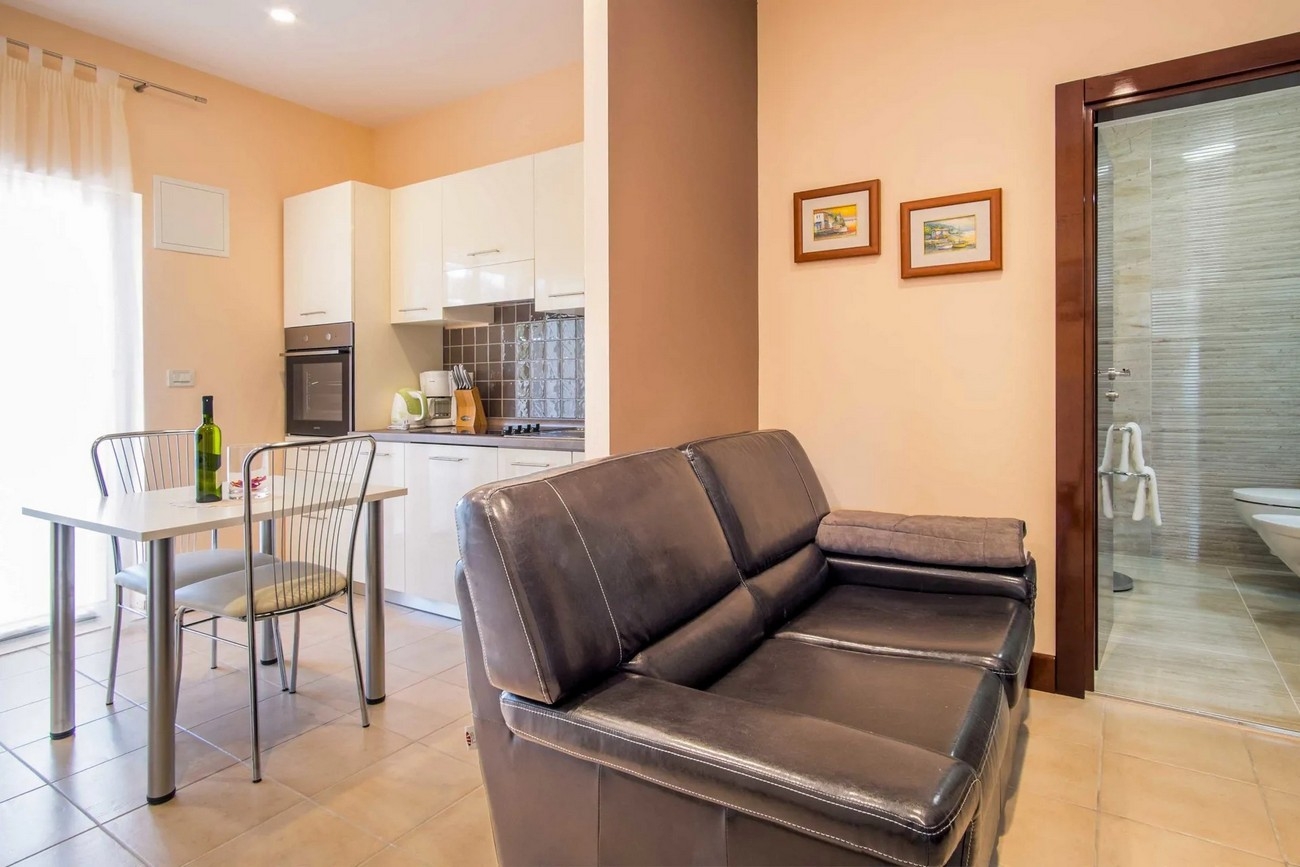 One bedroom apartment with balcony Vantačići, Krk (A-21699-c) One bedroom apartment with balcony Vantačići, Krk (A-21699-c)