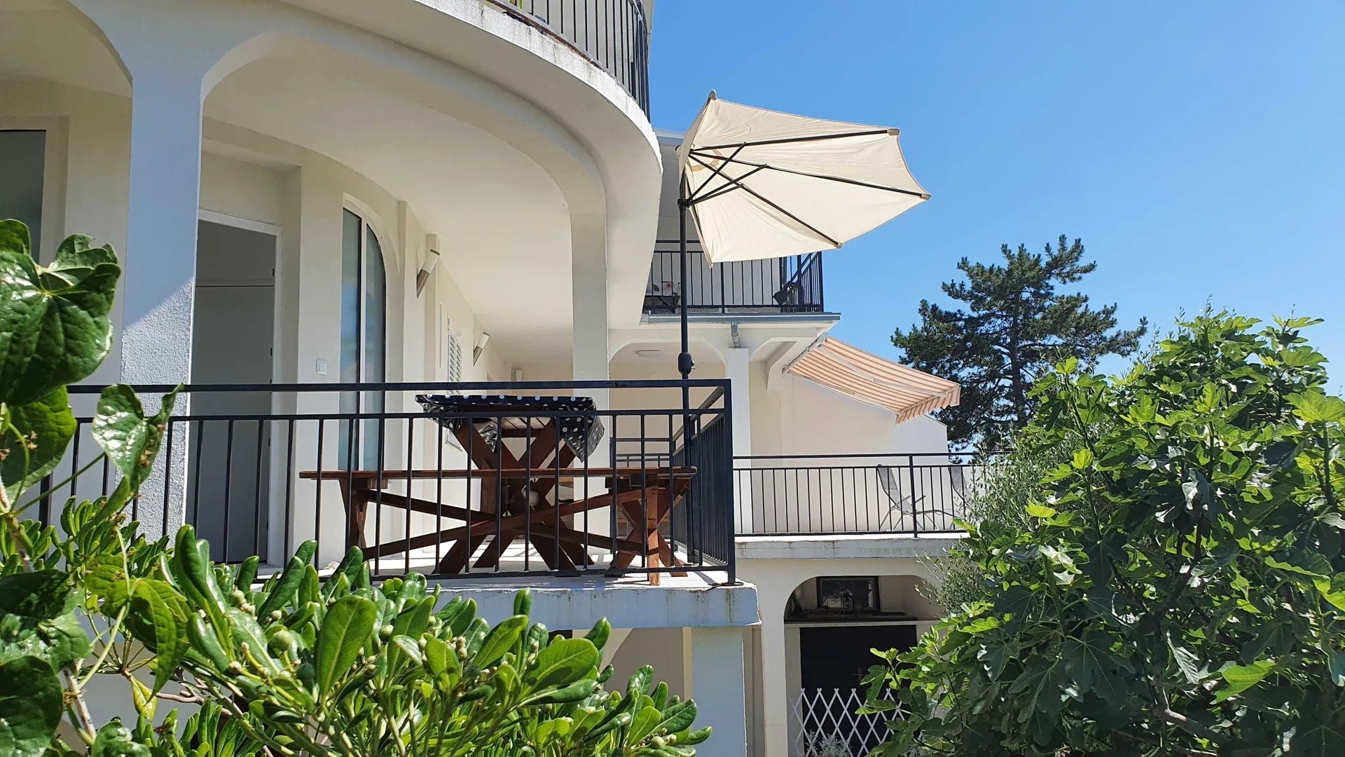 One bedroom apartment with terrace Sveti Vid, Krk (A-21701-a) One bedroom apartment with terrace Sveti Vid, Krk (A-21701-a)