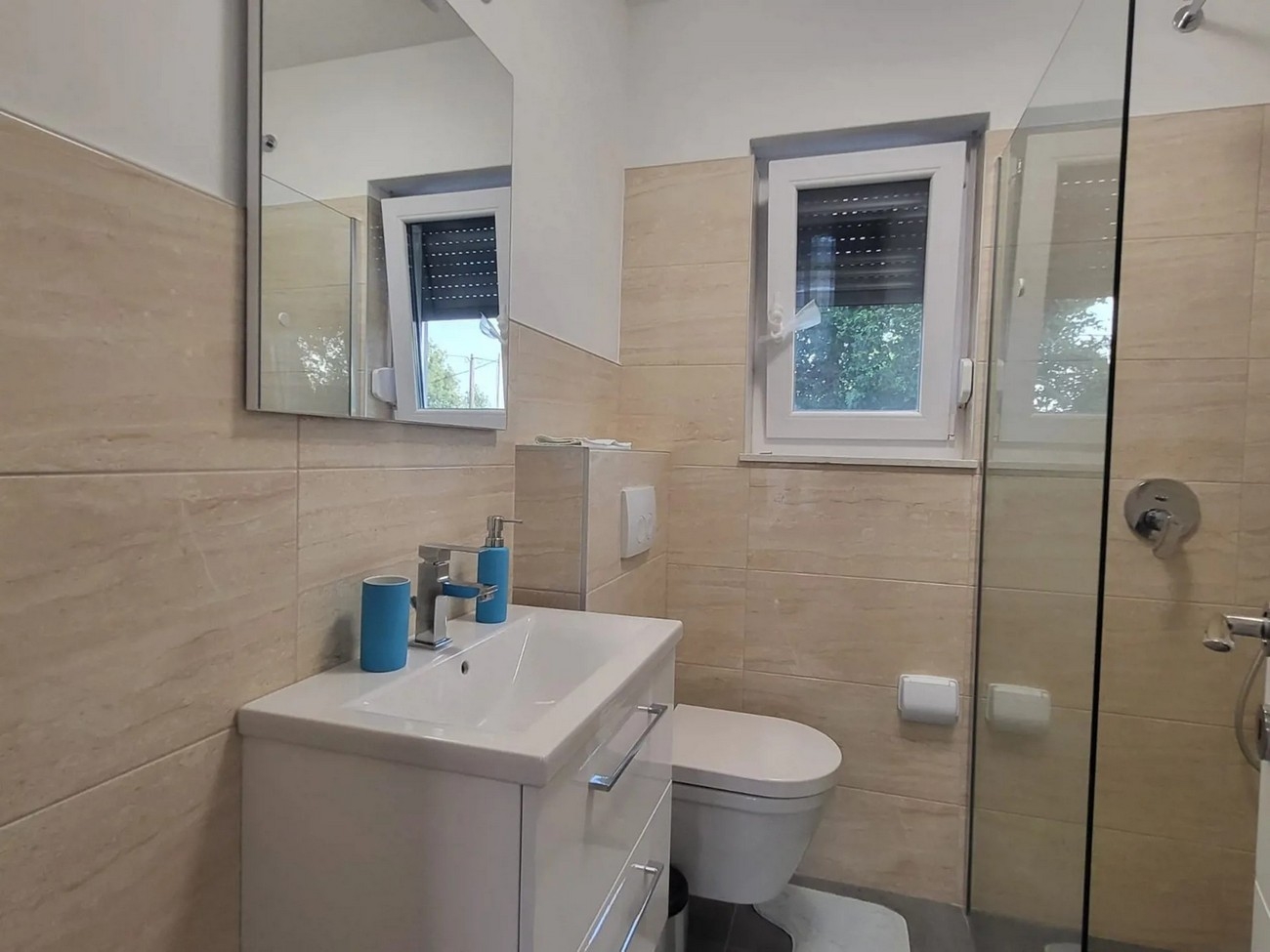 Three bedroom house with terrace Gabonjin, Krk  K