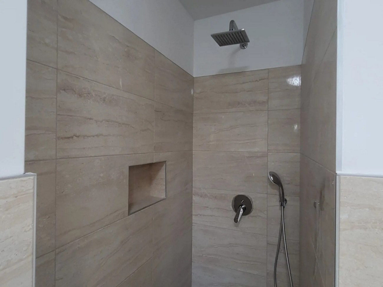 Three bedroom house with terrace Gabonjin, Krk  K