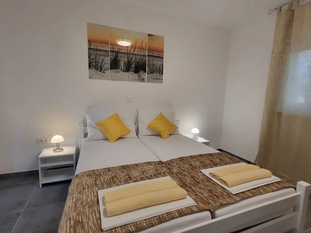 Three bedroom house with terrace Gabonjin, Krk  K