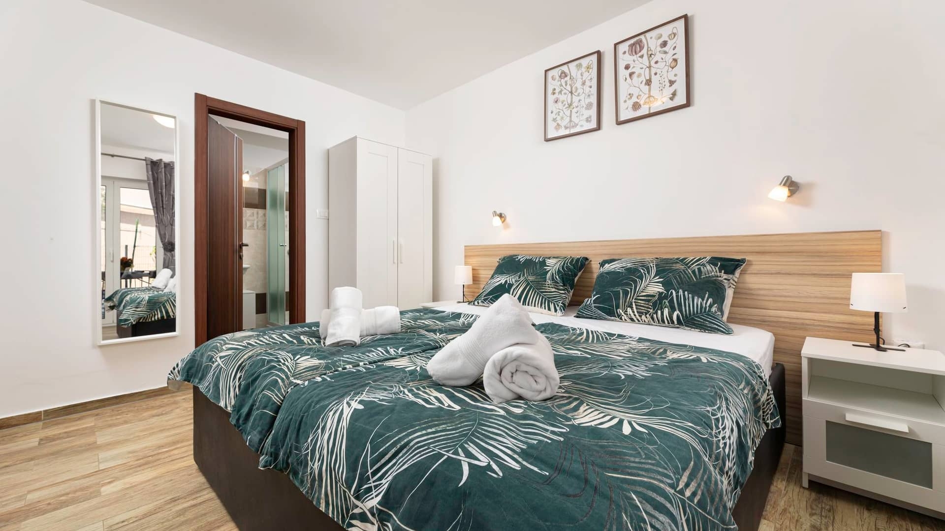 Two bedroom apartment near beach Vantačići, Krk  A-a