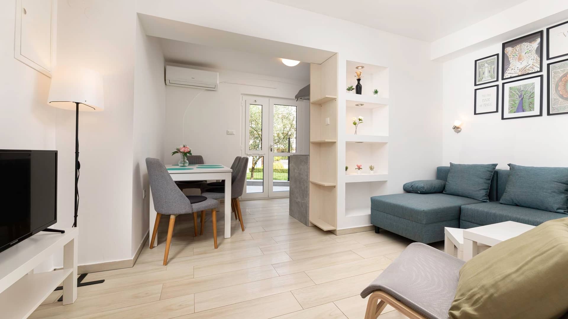 Two bedroom apartment near beach Vantačići, Krk  A-a