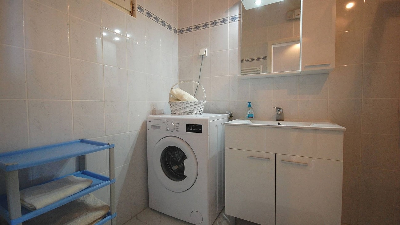 Two bedroom apartment with balcony and sea view Kremenići, Krk  A-b