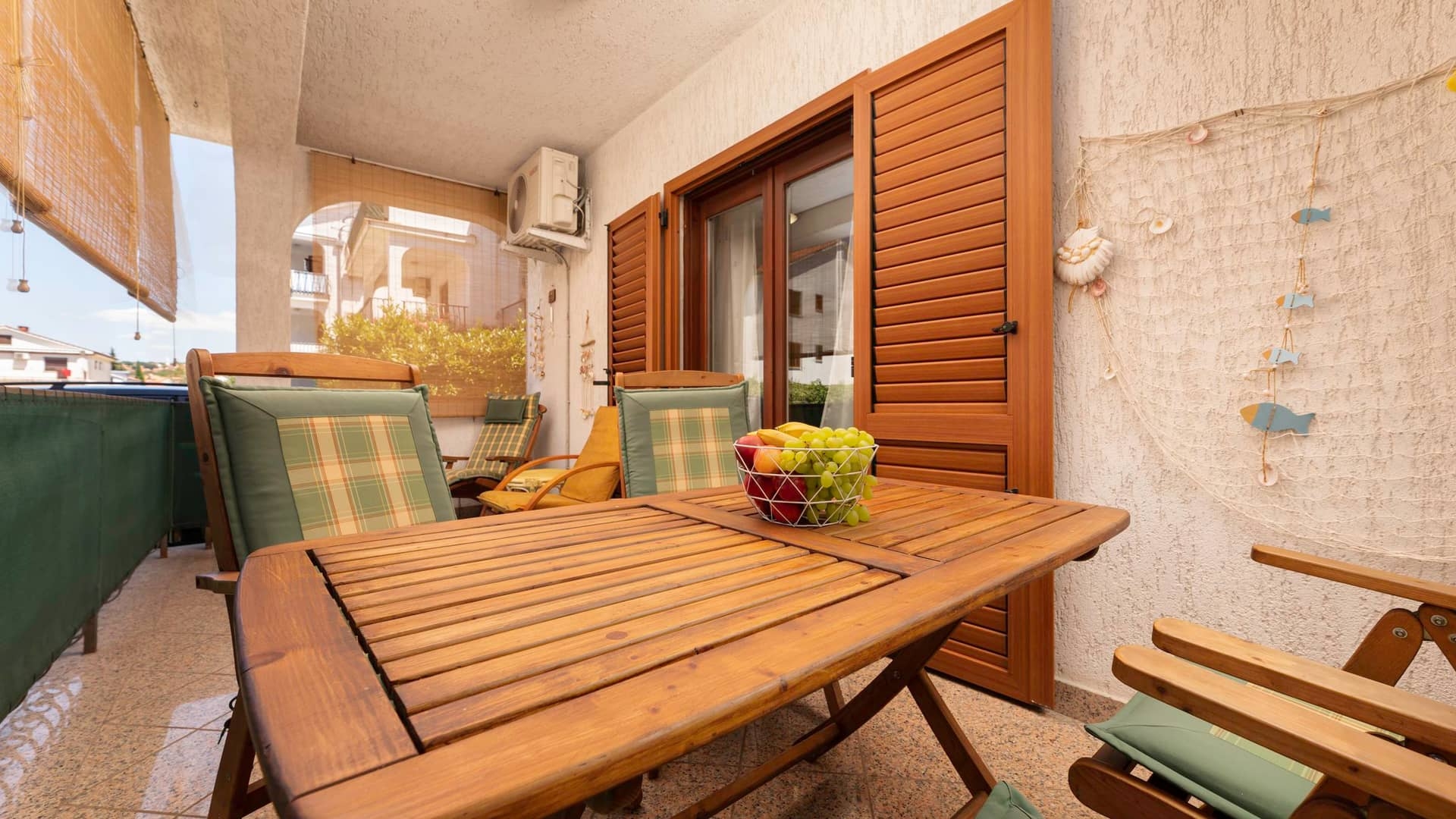 Two bedroom apartment with terrace Malinska, Krk  A-a