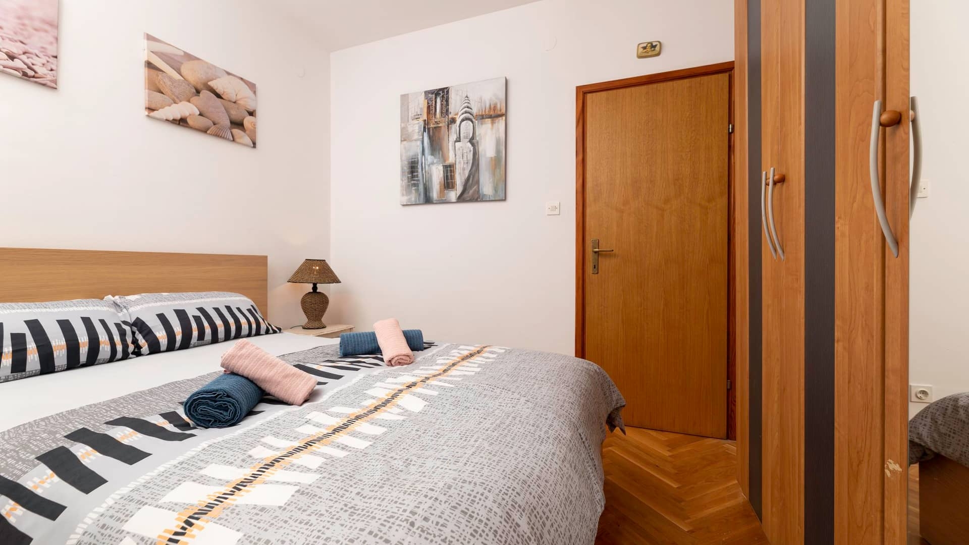 Two bedroom apartment with terrace Malinska, Krk  A-a