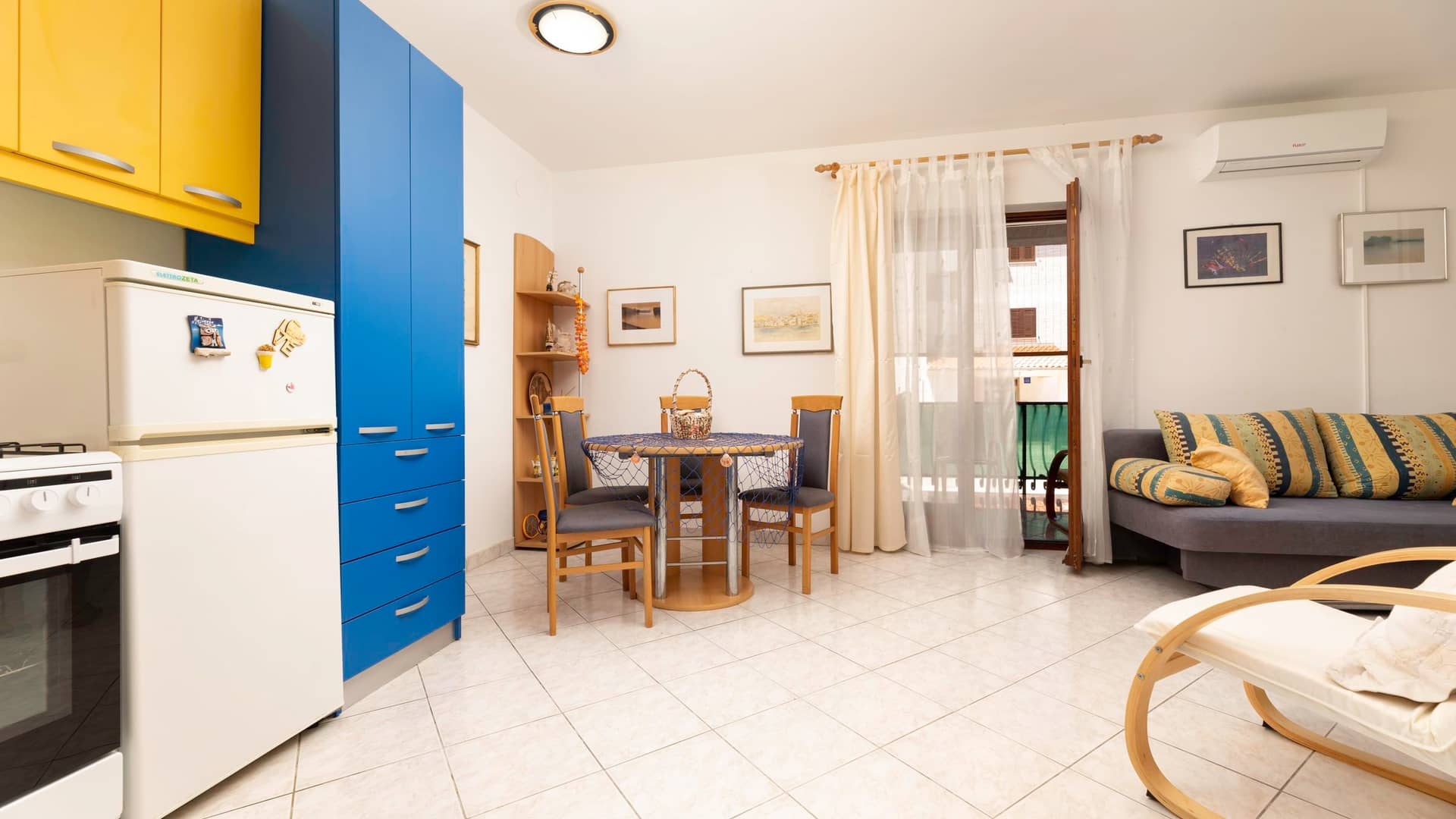Two bedroom apartment with terrace Malinska, Krk  A-a