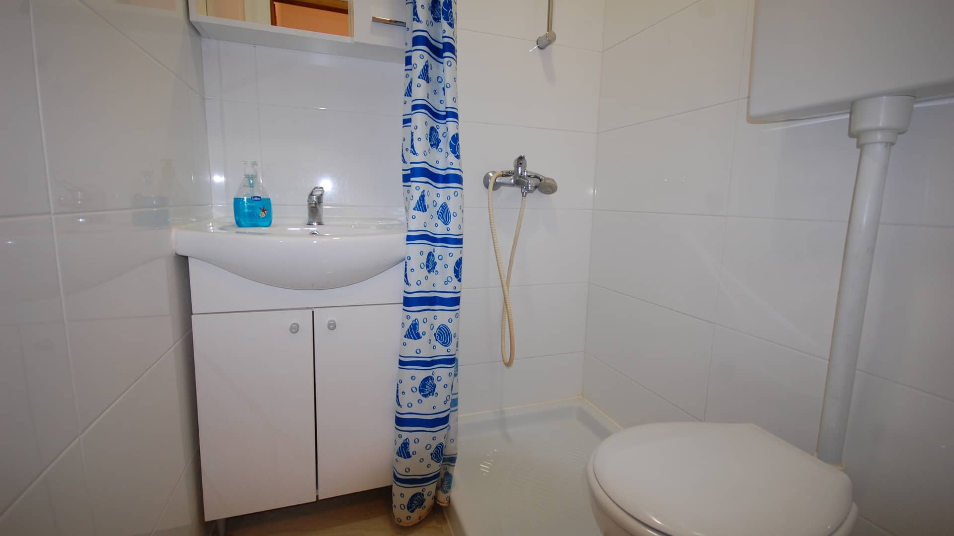 Three bedroom apartment with terrace and sea view Njivice, Krk  A-b