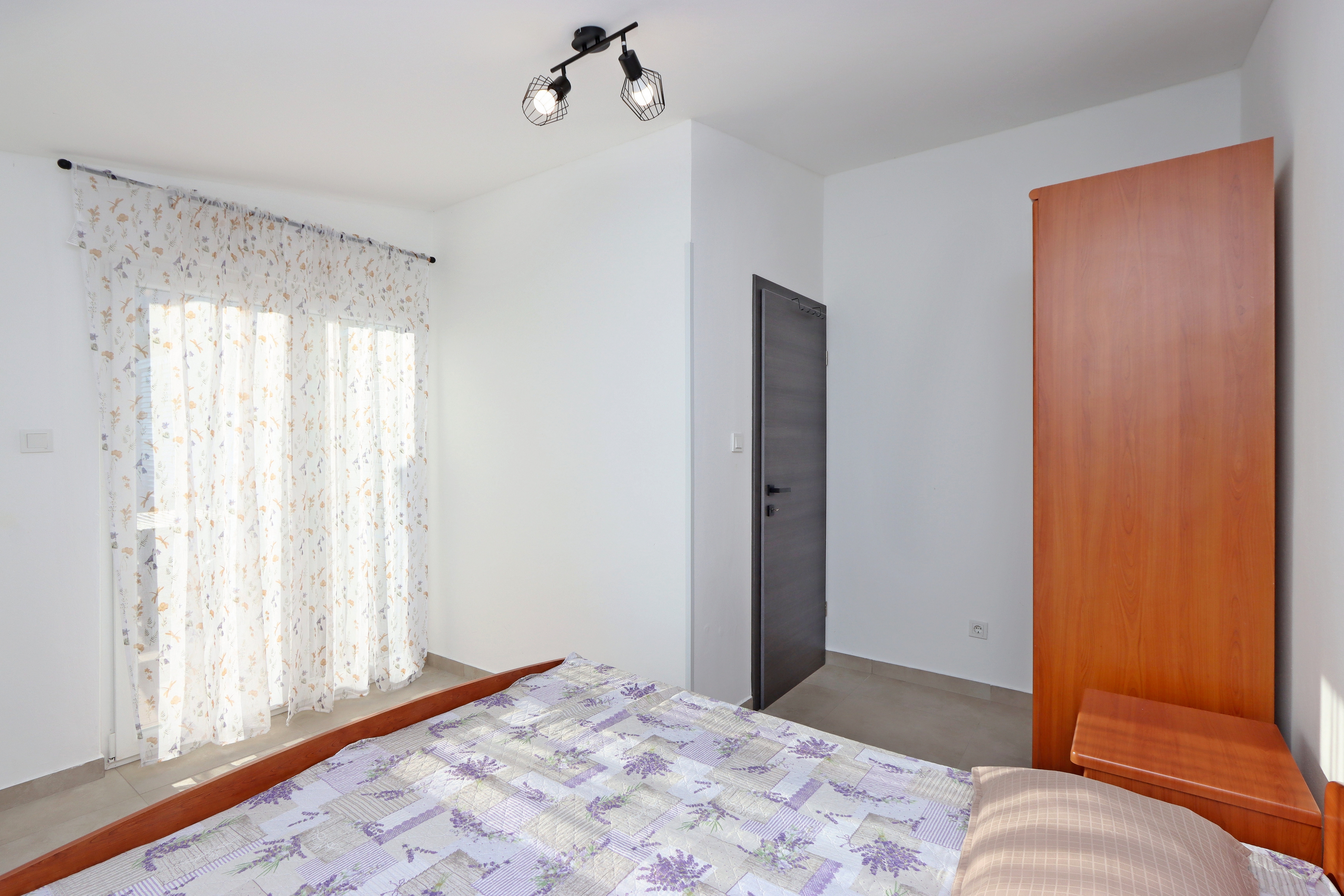 Top Rab Lopar Top Rab Lopar