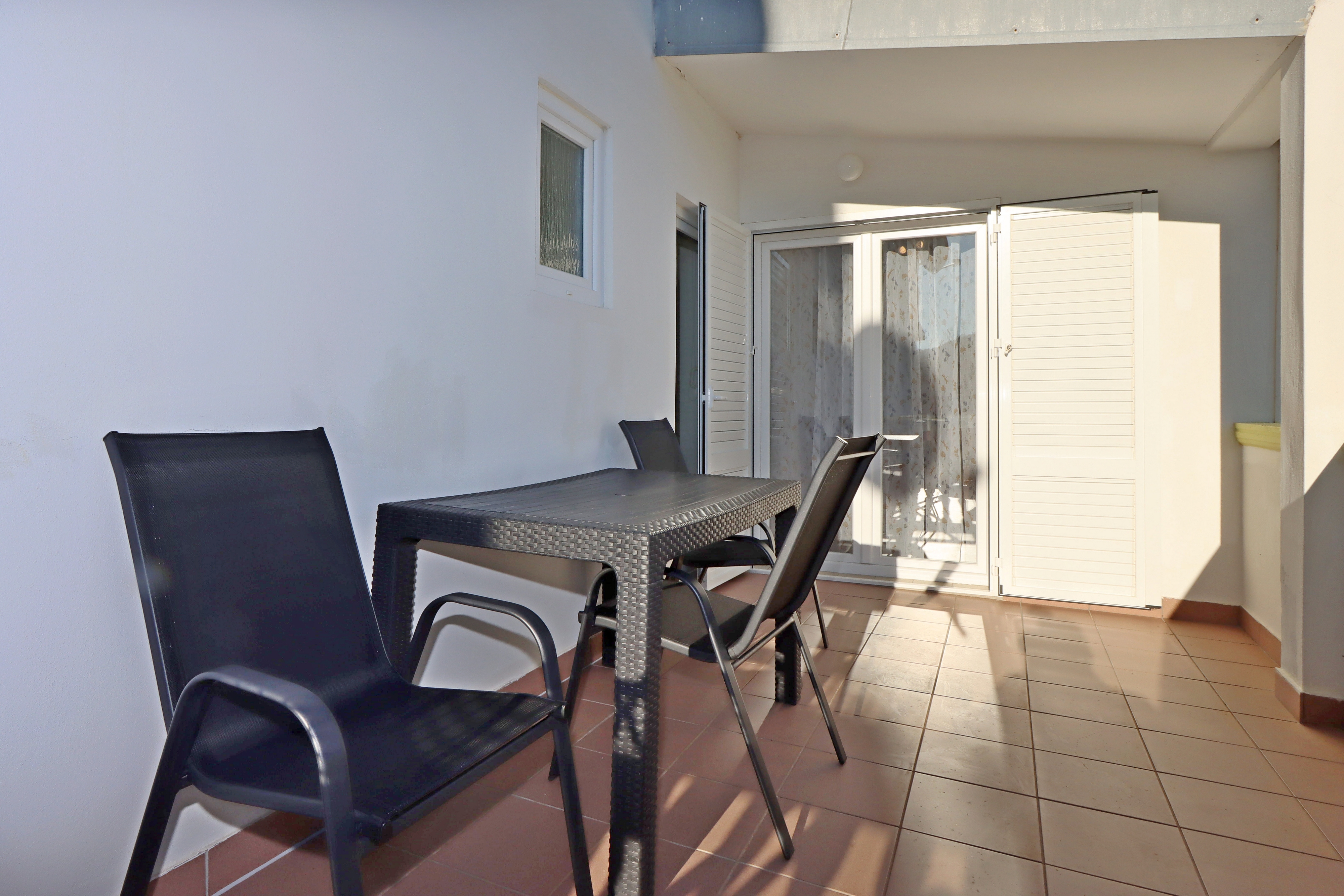 One bedroom apartment with terrace Lopar, Rab  A-a