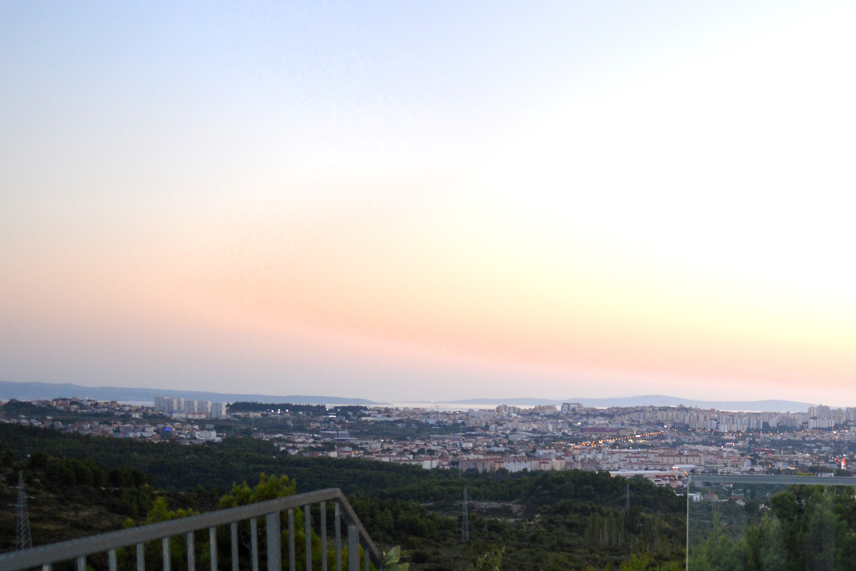 Comfortable and spacious house with terrace Klis, Split  K