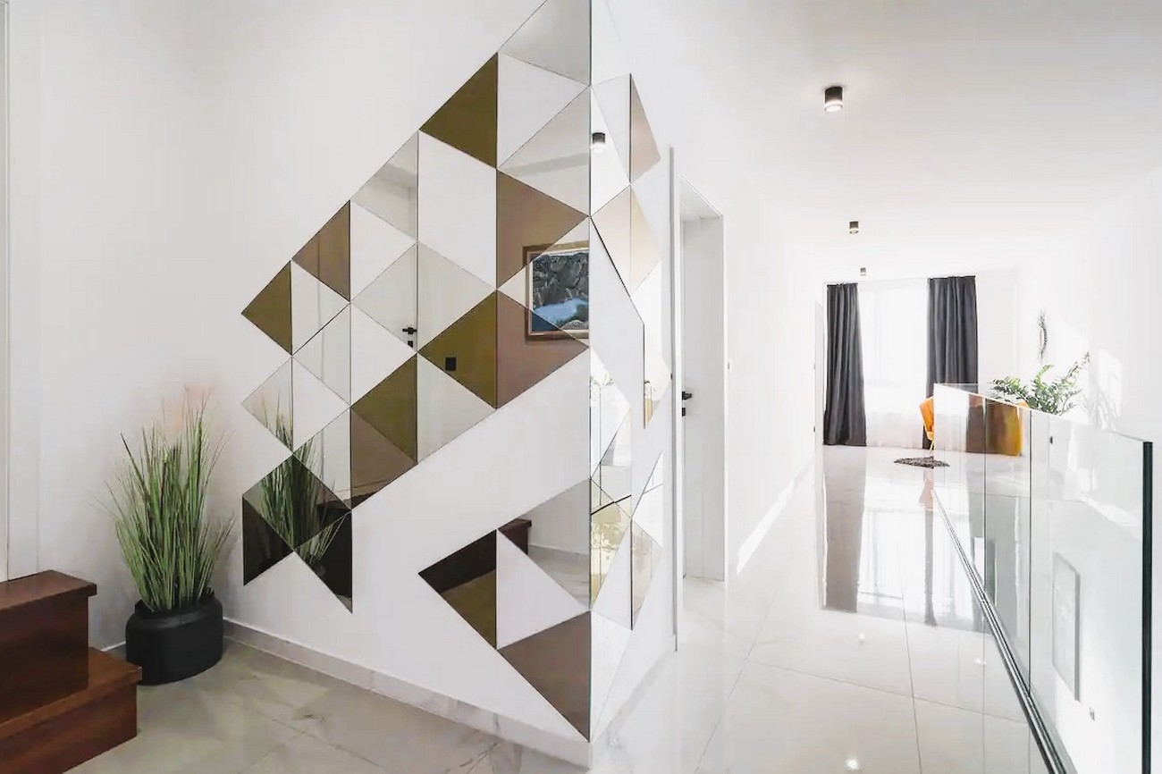 Comfortable and spacious house with terrace Klis, Split  K