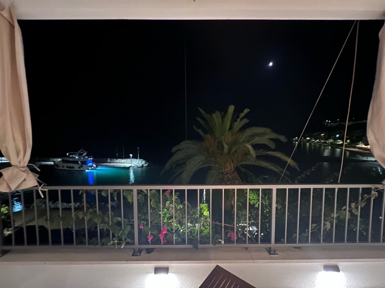 One bedroom apartment near beach Gornja Podgora, Makarska  A-a
