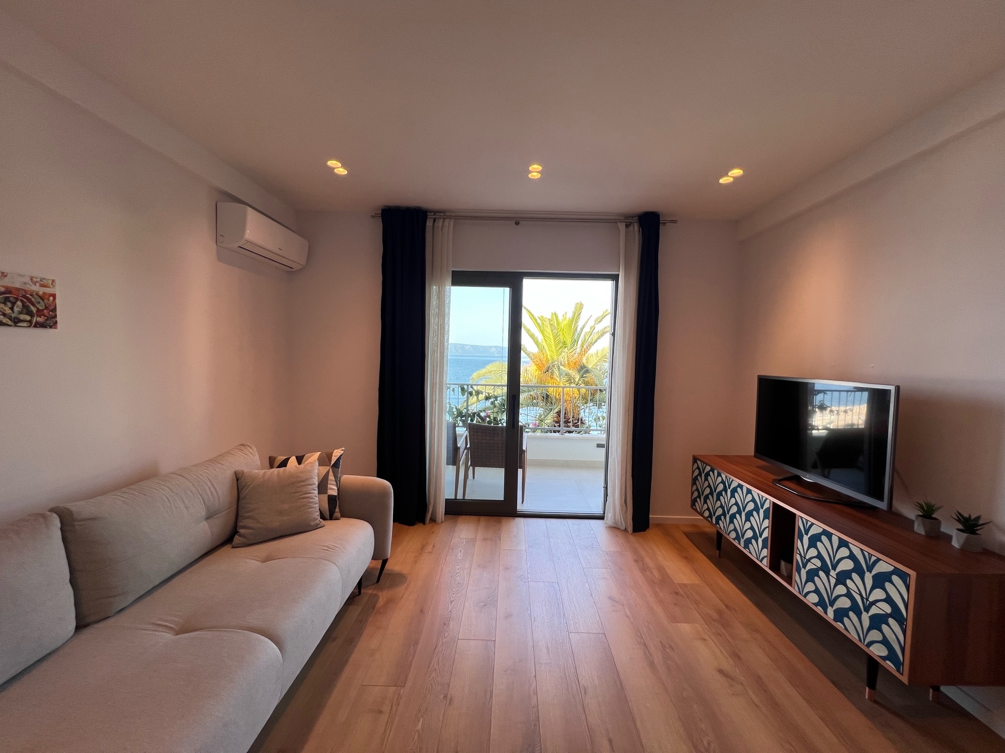 One bedroom apartment near beach Gornja Podgora, Makarska (A-21736-a) One bedroom apartment near beach Gornja Podgora, Makarska (A-21736-a)