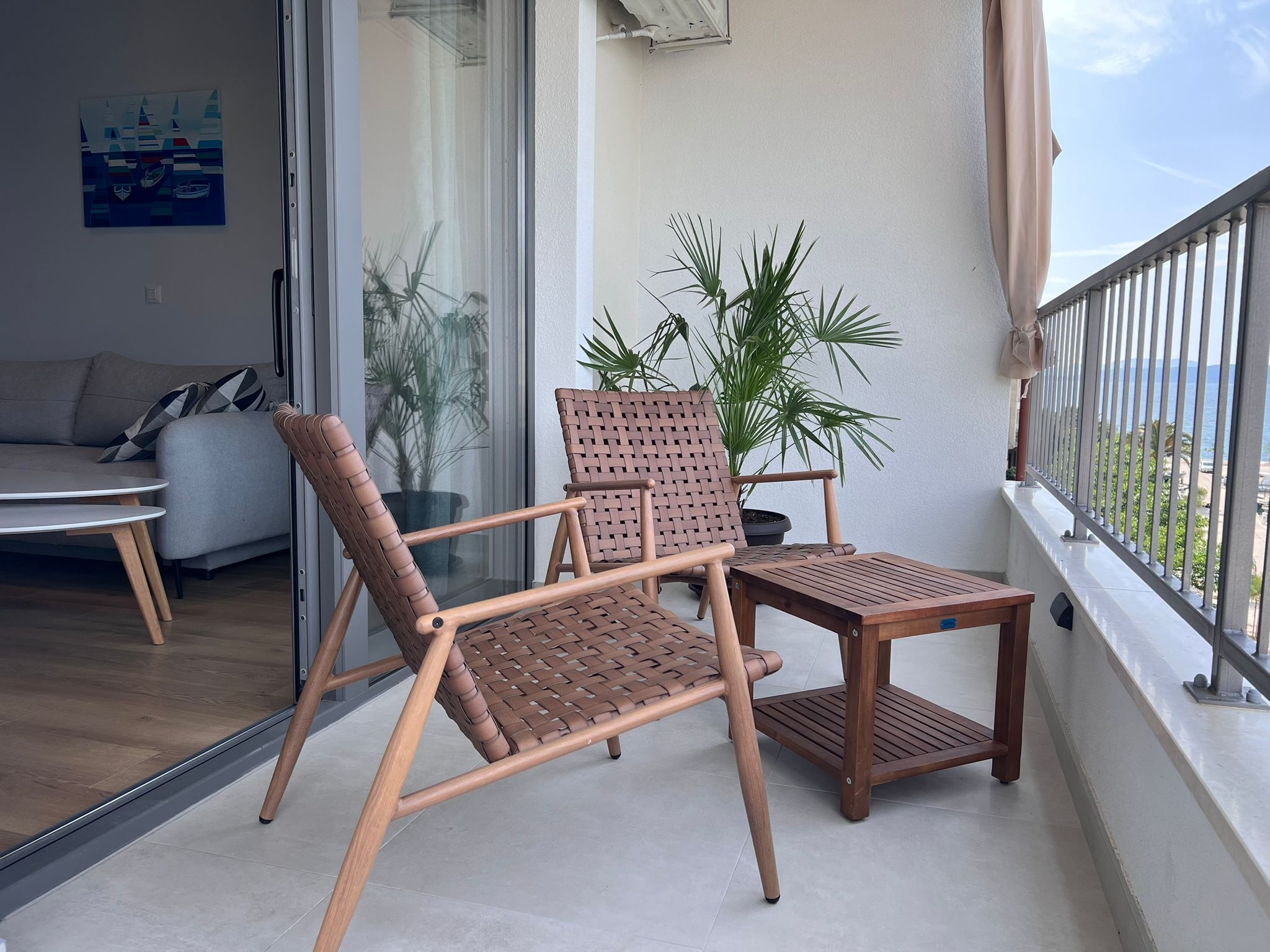 One bedroom apartment near beach Gornja Podgora, Makarska  A-b