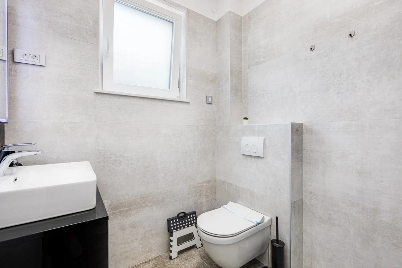 Four bedroom apartment with terrace Vantačići, Krk  A-a