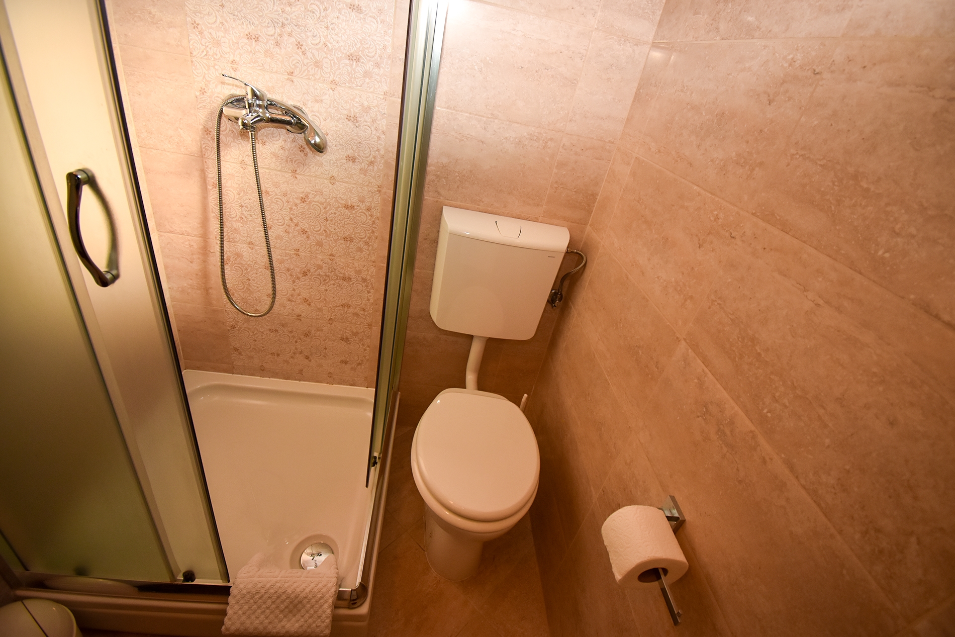 Three bedroom apartment with terrace Palit, Rab  A-a