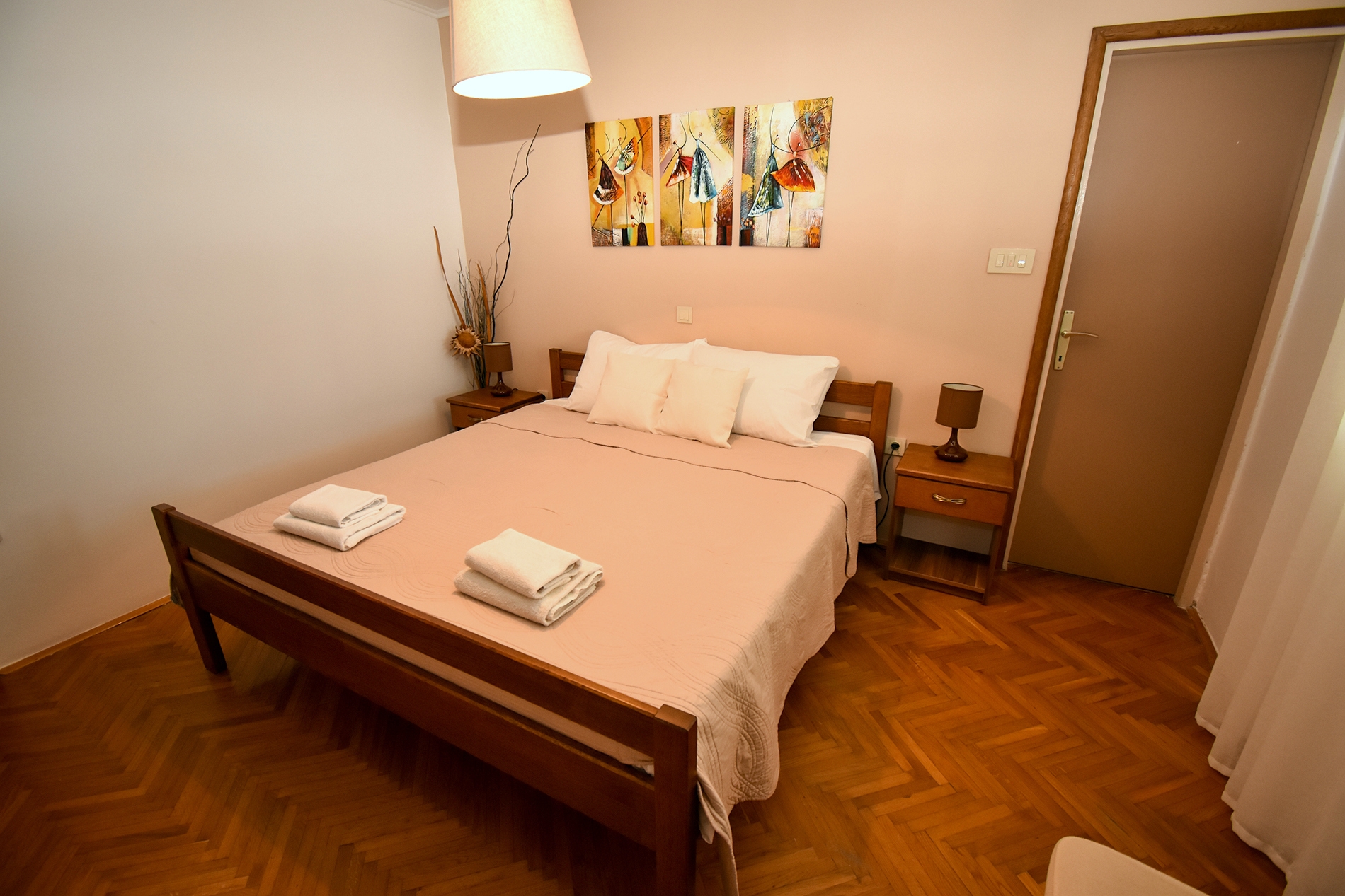 Three bedroom apartment with terrace Palit, Rab  A-a