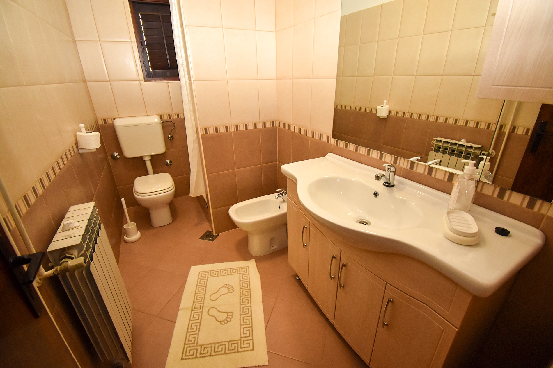 Two bedroom apartment with terrace and sea view Palit, Rab  A-b