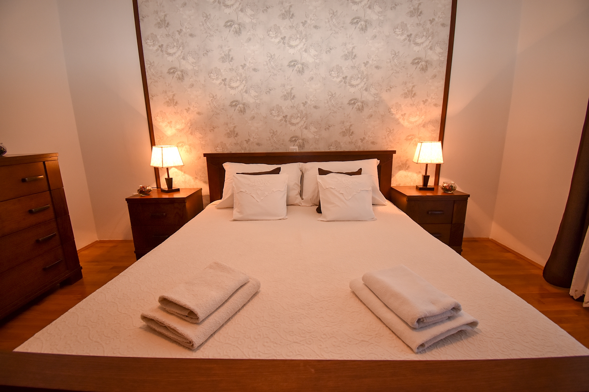 Two bedroom apartment with terrace and sea view Palit, Rab (A-21755-b) Two bedroom apartment with terrace and sea view Palit, Rab (A-21755-b)