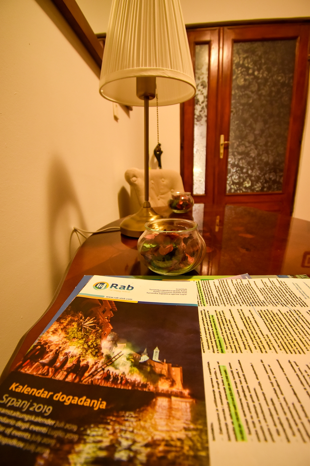 Two bedroom apartment with terrace and sea view Palit, Rab  A-b