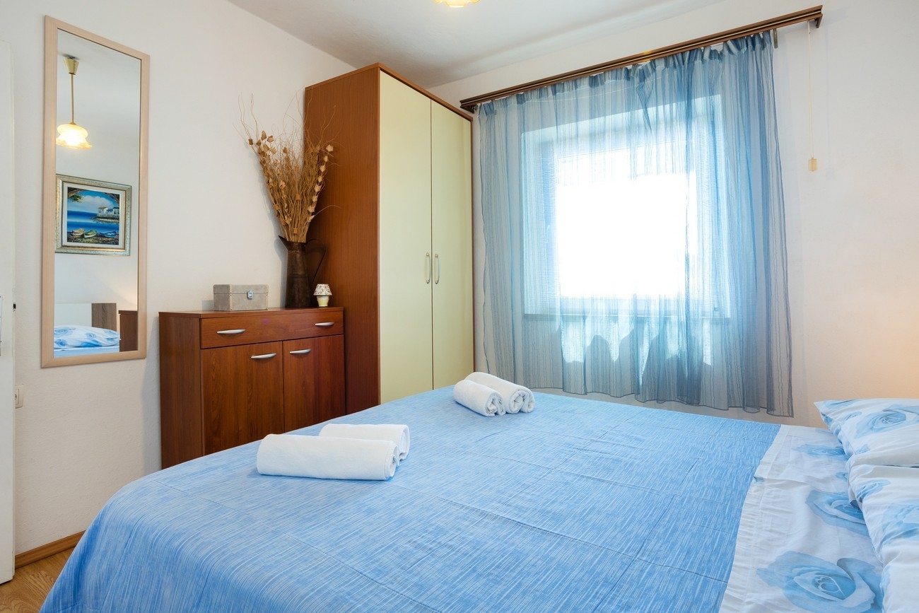 Three bedroom apartment with terrace and sea view Gradac, Makarska  A-a