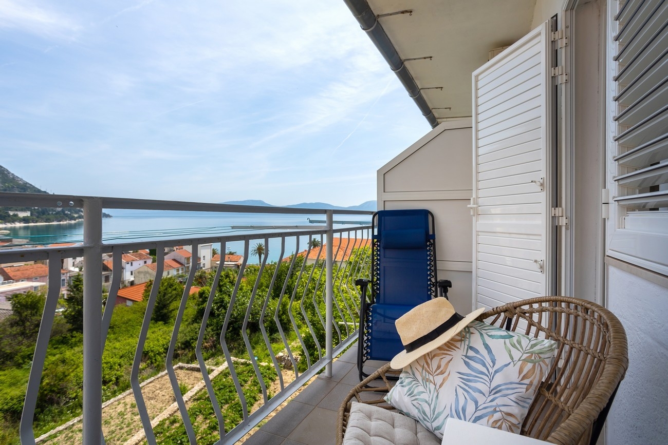 Studio flat with balcony and sea view Gradac, Makarska  AS-a
