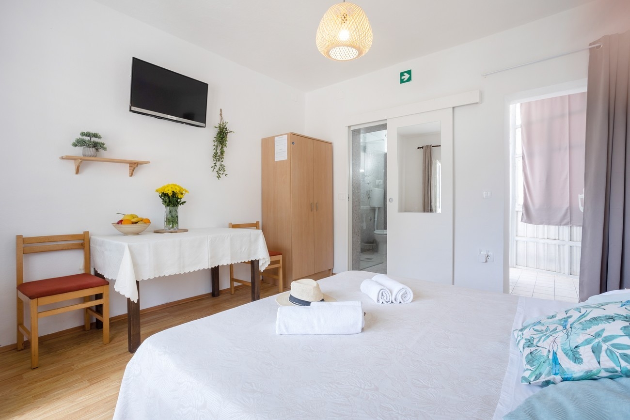 Studio flat with balcony and sea view Gradac, Makarska  AS-a
