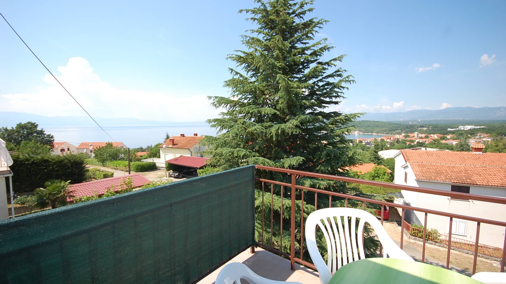 Two bedroom apartment with terrace and sea view Njivice, Krk  A-b