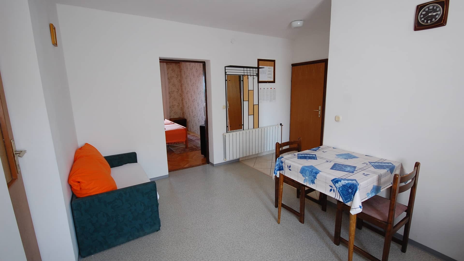 One bedroom apartment with balcony and sea view Njivice, Krk (A-21762-c)