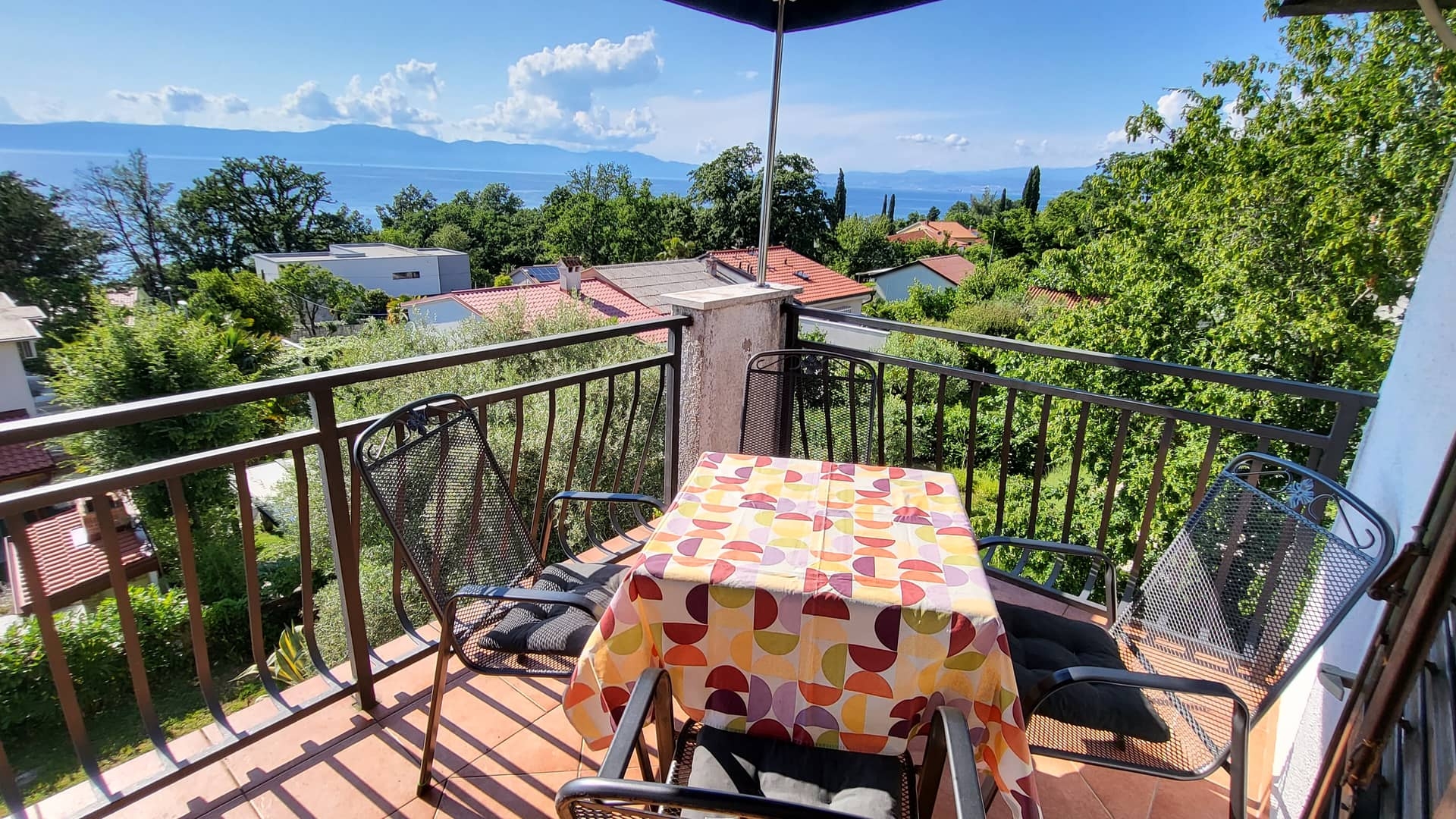 One bedroom apartment with balcony and sea view Njivice, Krk (A-21763-b)