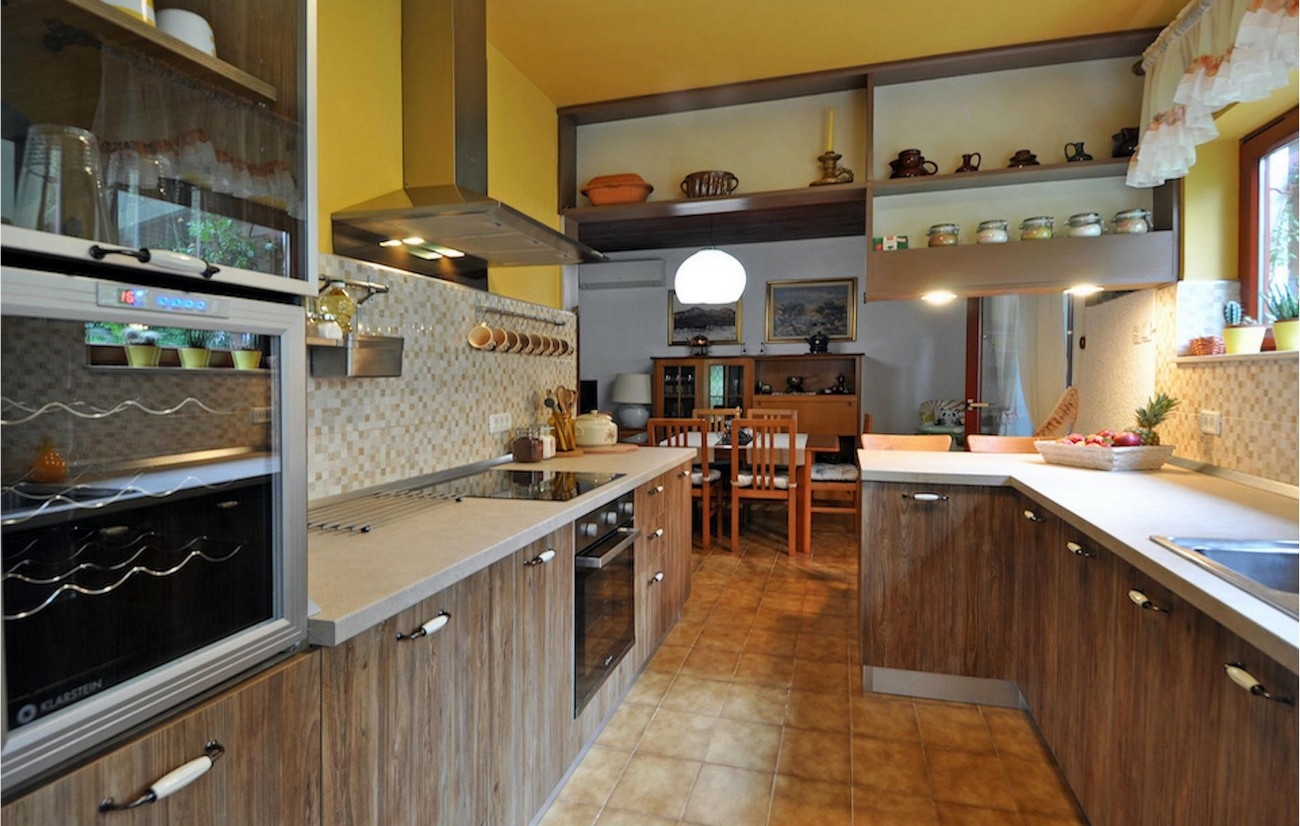 Four bedroom house with terrace and sea view Pješčana Uvala, Pula  K