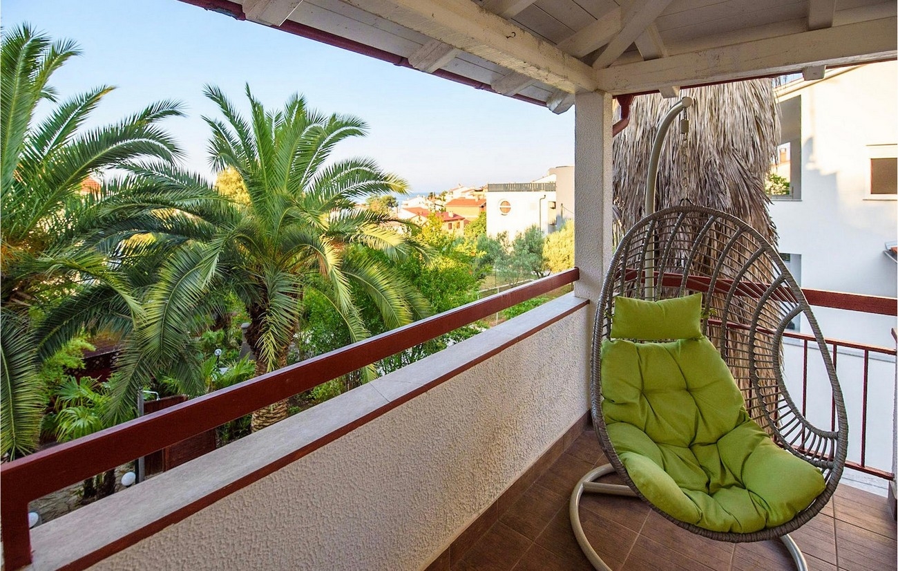 Four bedroom house with terrace and sea view Pješčana Uvala, Pula  K