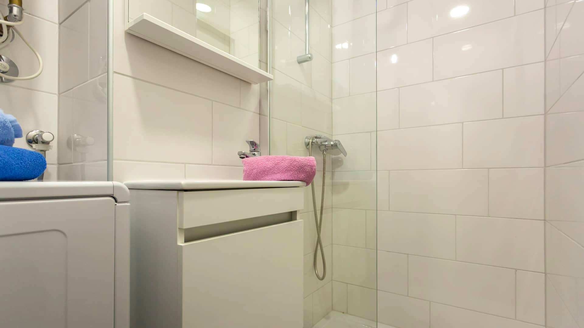 Three bedroom apartment with terrace Malinska, Krk  A-c