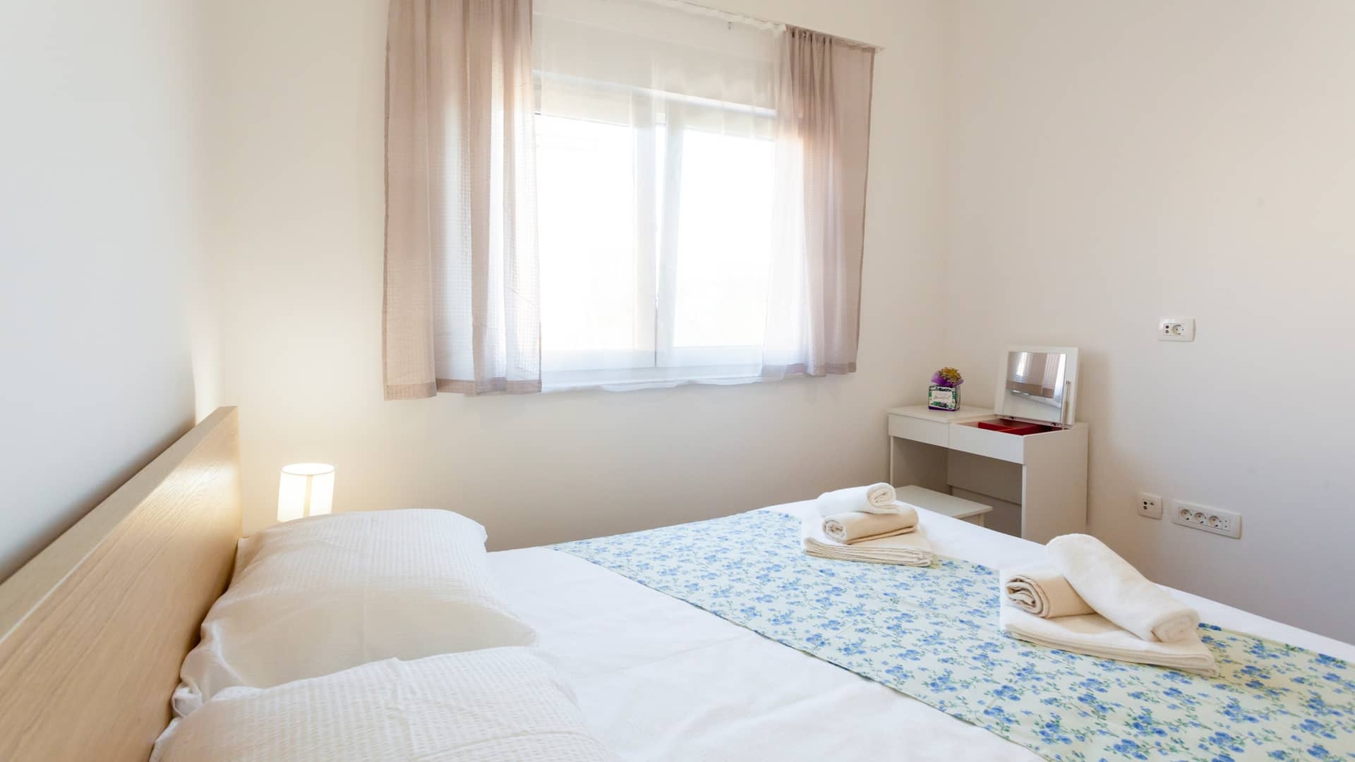 Three bedroom apartment with terrace Malinska, Krk  A-c