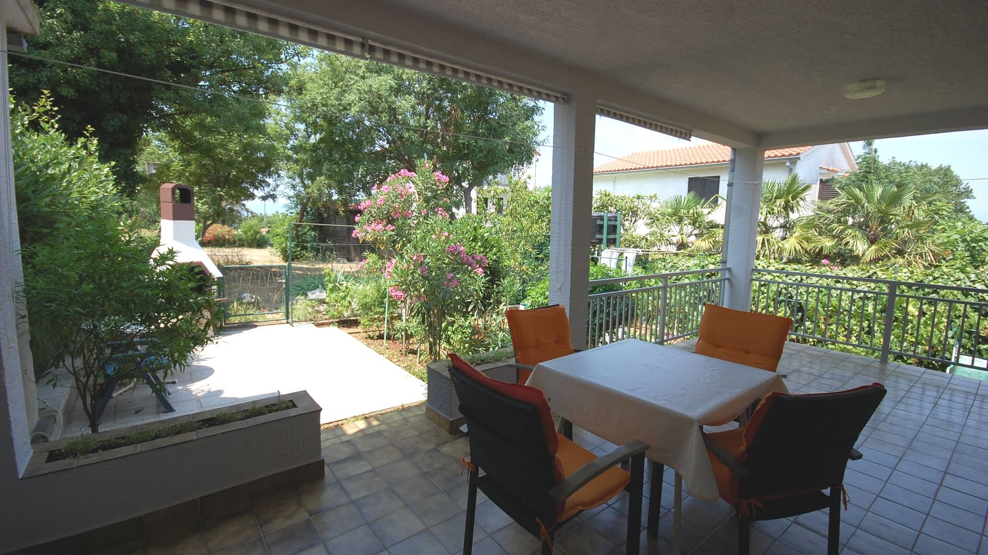 Two bedroom apartment with terrace Njivice, Krk (A-21771-a) Two bedroom apartment with terrace Njivice, Krk (A-21771-a)