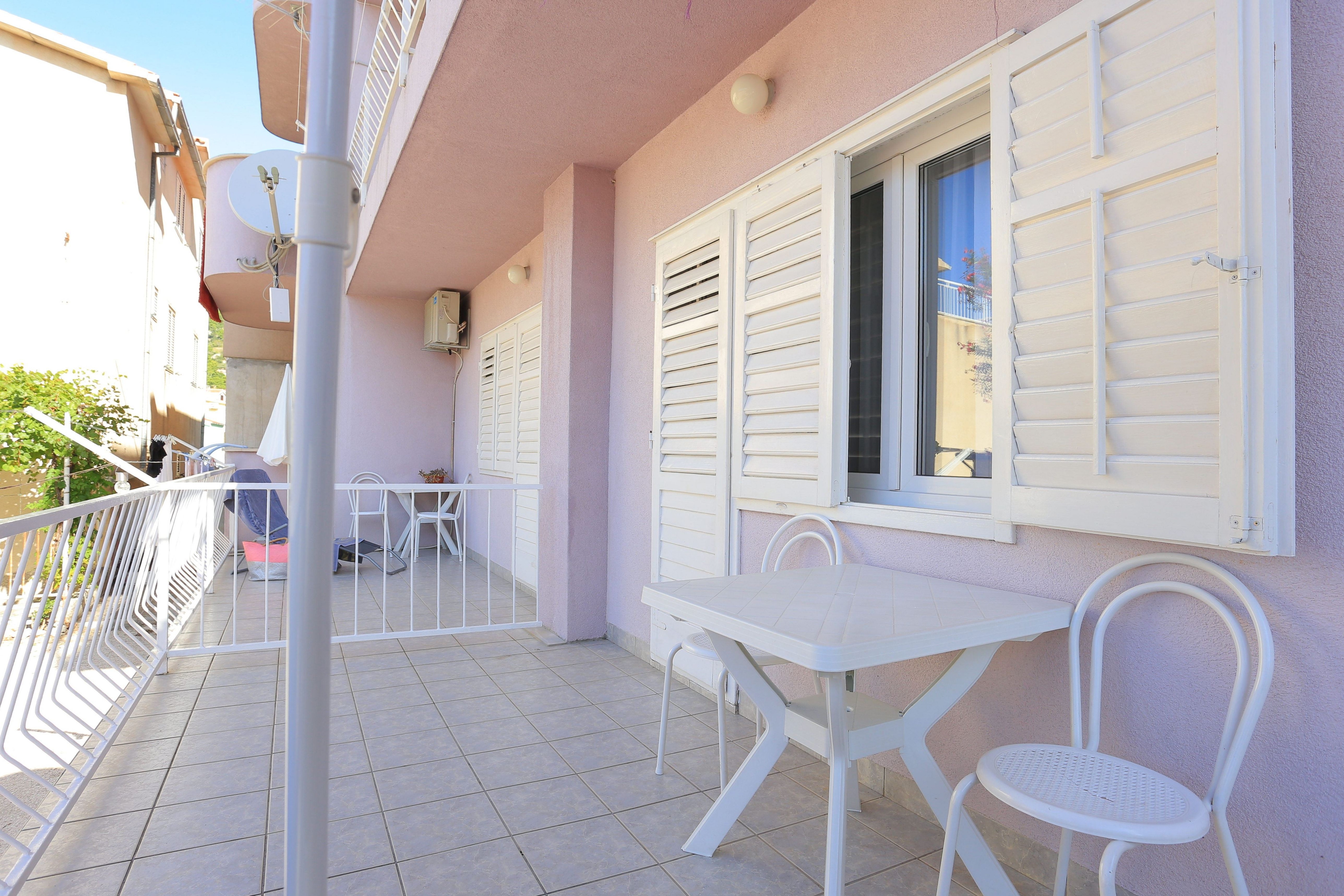 One bedroom apartment with terrace Baška Voda, Makarska  A-a