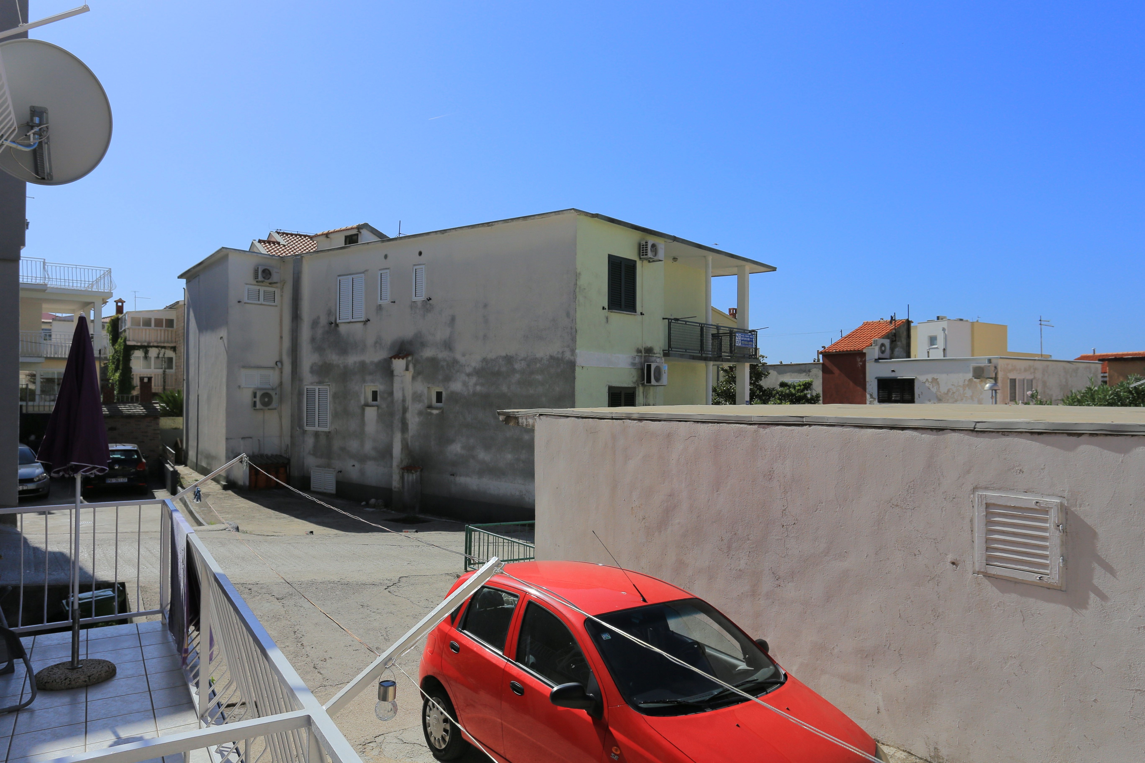 One bedroom apartment with terrace Baška Voda, Makarska  A-b