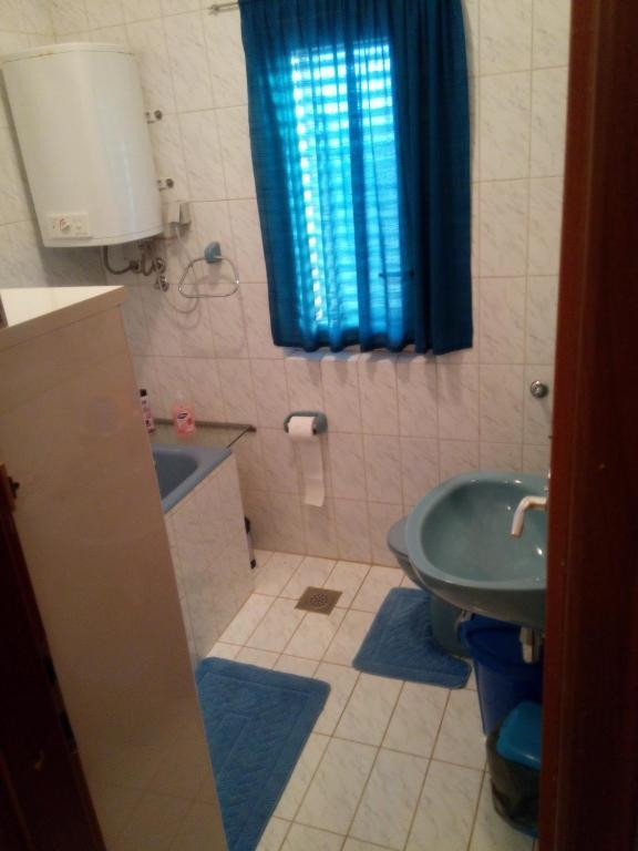 Two bedroom apartment with terrace and sea view Nečujam, Šolta  A-a