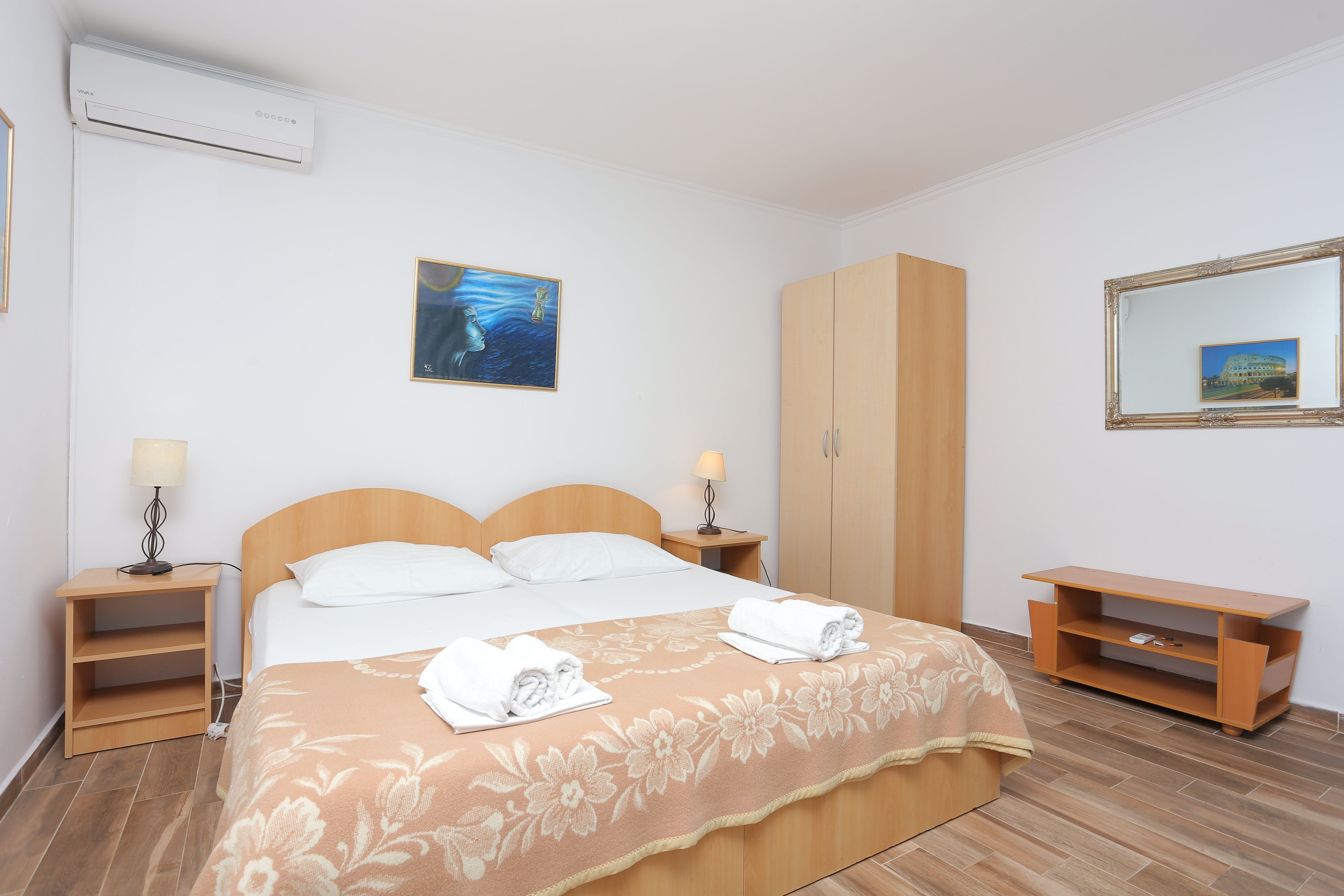 Two bedroom apartment near beach Živogošće - Mala Duba, Makarska  A-a