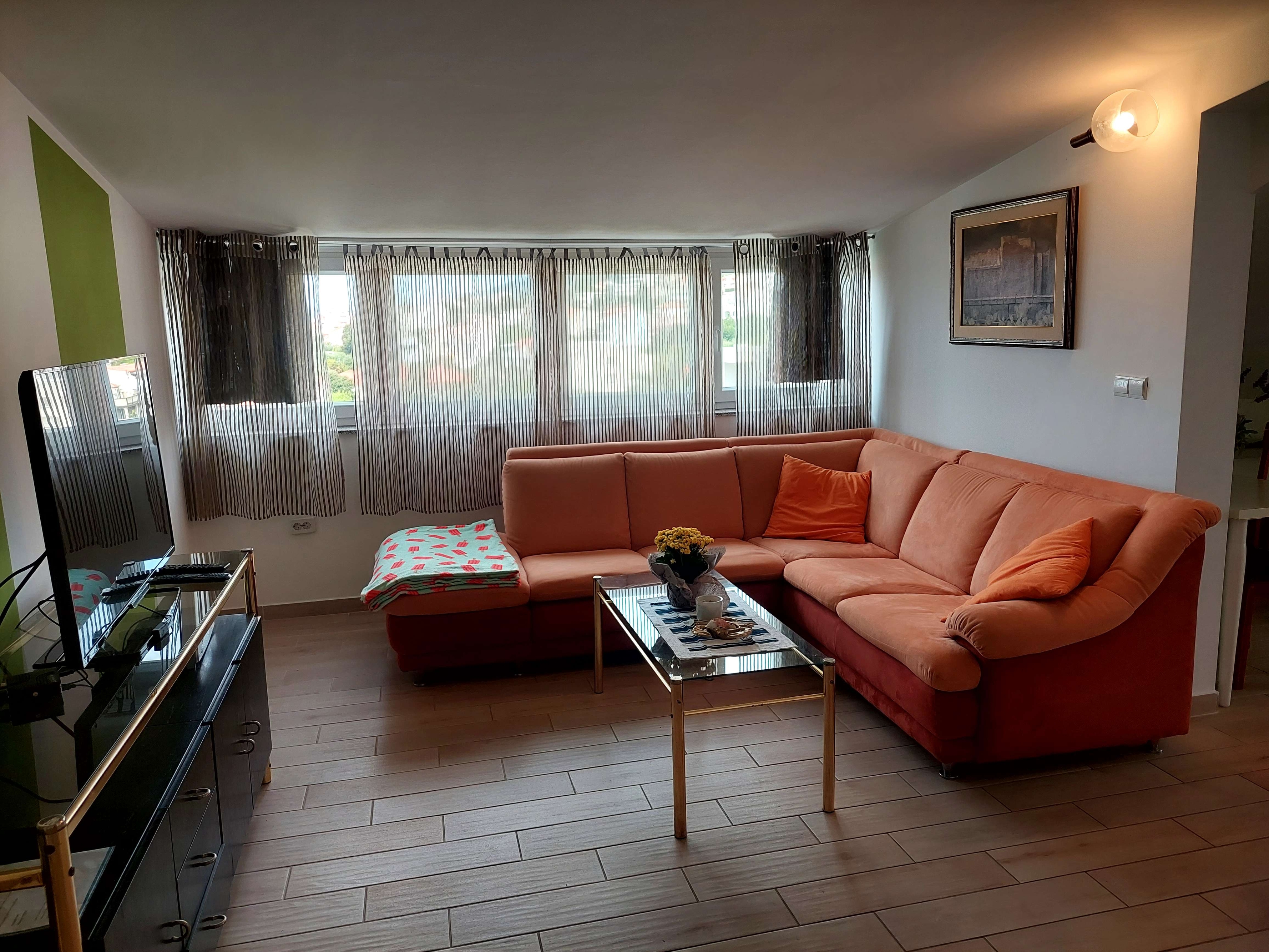 One bedroom apartment with terrace and sea view Barbat, Rab  A-c